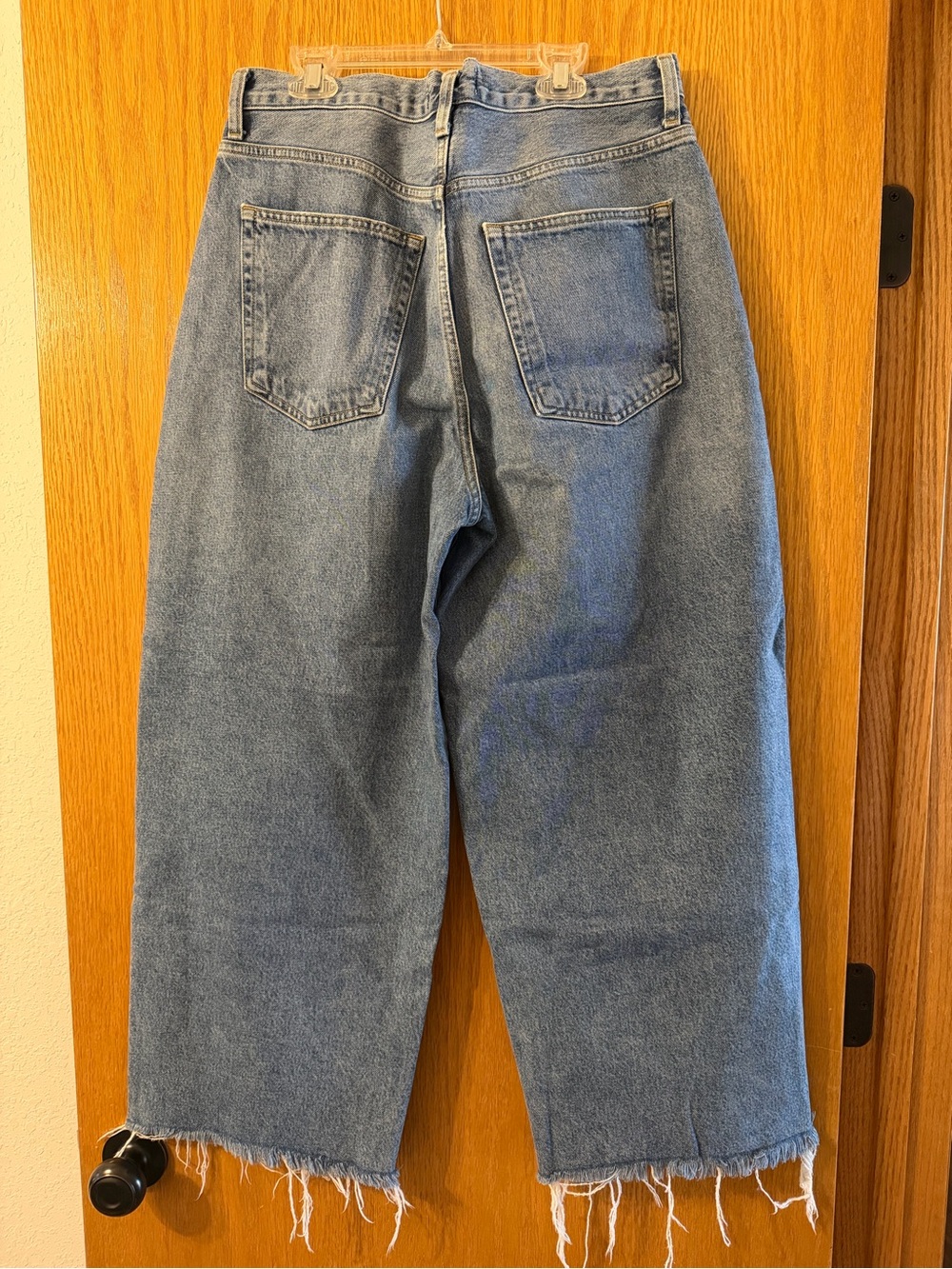 Agolde Dagna Pleated Raw Hem Jeans - Picture 5 of 8